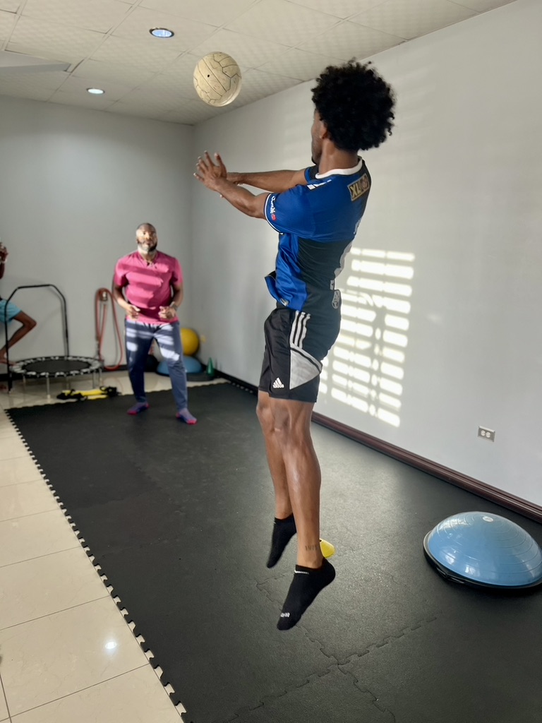 E3D1BBE8-6F8D-431F-A398-28780808E280_1_105_c